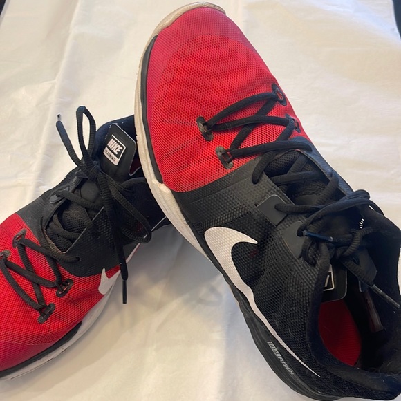 Nike Other - NIKE ♥️🖤RED & BLACK Training Shoes 🖤♥️Dual Fusion